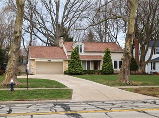 30124 Wolf Rd, Bay Village, OH 44140