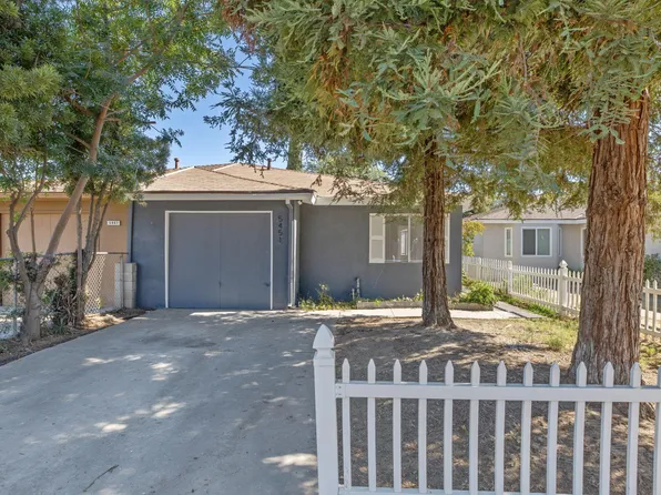 5451 W Santa Ana Avenue, Fresno, CA 93722