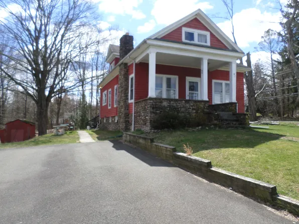 160 Dickerman Street, Hamden, CT 06518