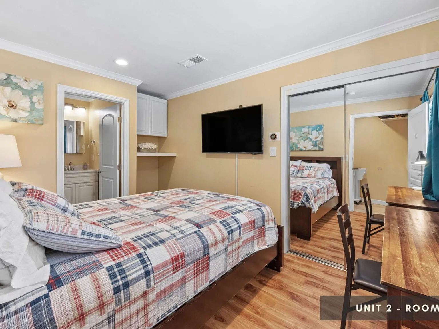 1 bed, 225 sqft, $2,399 — Photo 2