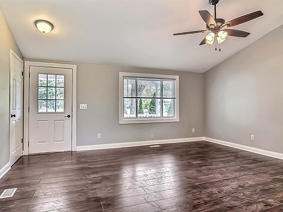 2nd image of 7559 Dearborn St