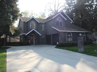 15195 Oak Ranch Dr, Visalia, CA 93292