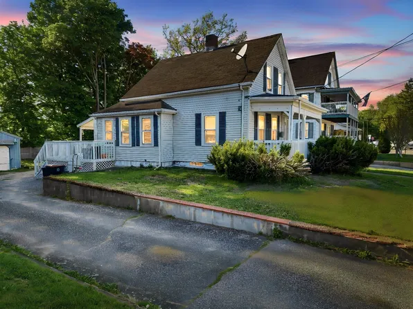 17 West St, Brockton, MA 02301