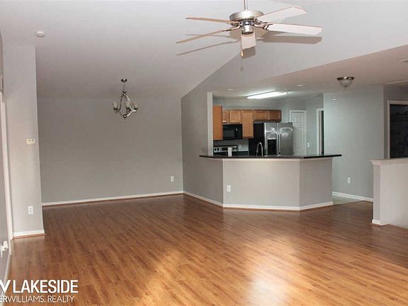 5th image of 2107 Leighton Dr