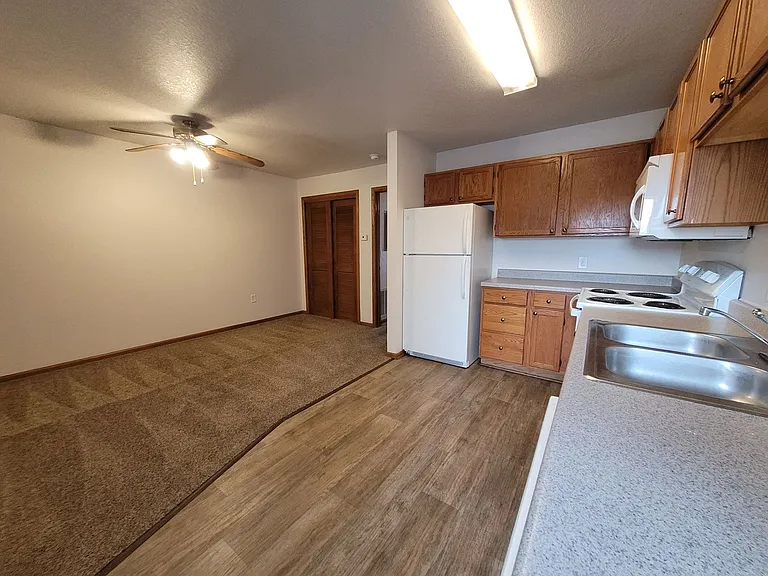 Mulberry Pointe Apartment Homes — Photo 2
