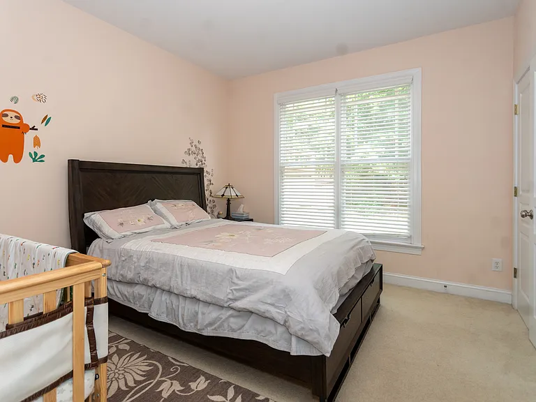208 Bluefield Rd — Photo 8