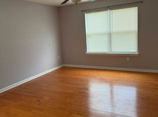 17 Idlewild Rd, Edison, NJ 08817