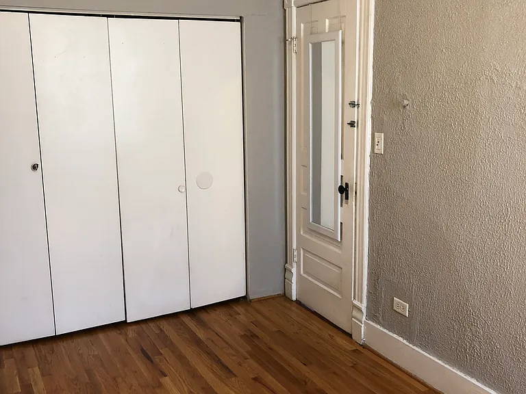 919 W Newport Ave #2 — Photo 11