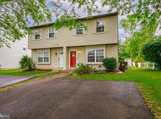 30 Church Rd, Horsham, PA 19044