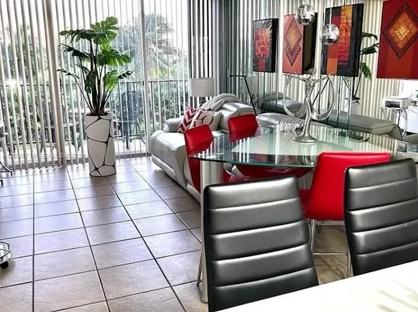 820 NW 87th Ave APT 408, Miami, FL 33172