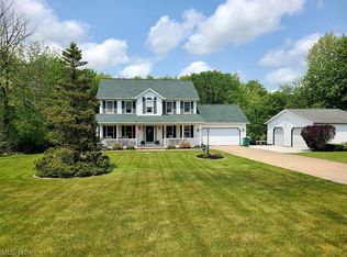 16540 Joann Dr, Montville, OH 44064