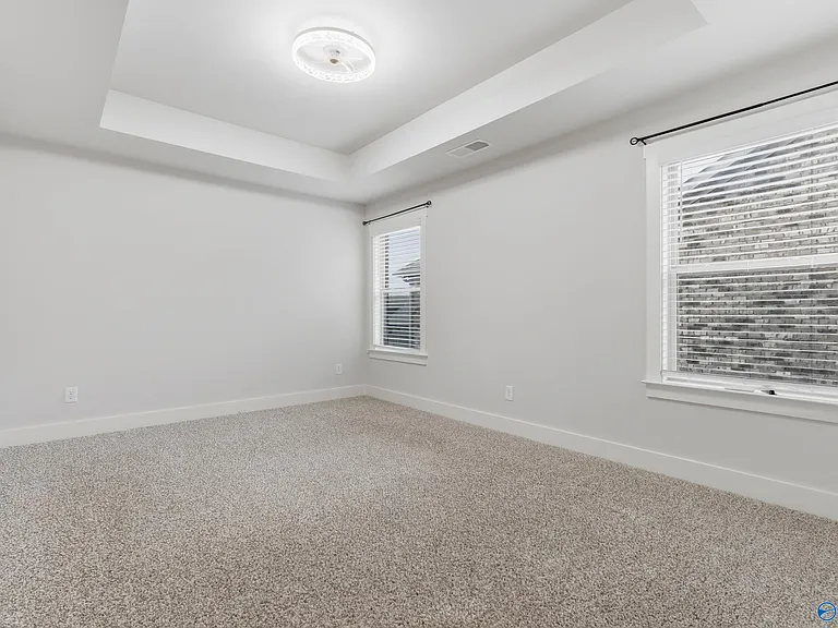 8 Desert Oak Ct — Photo 16