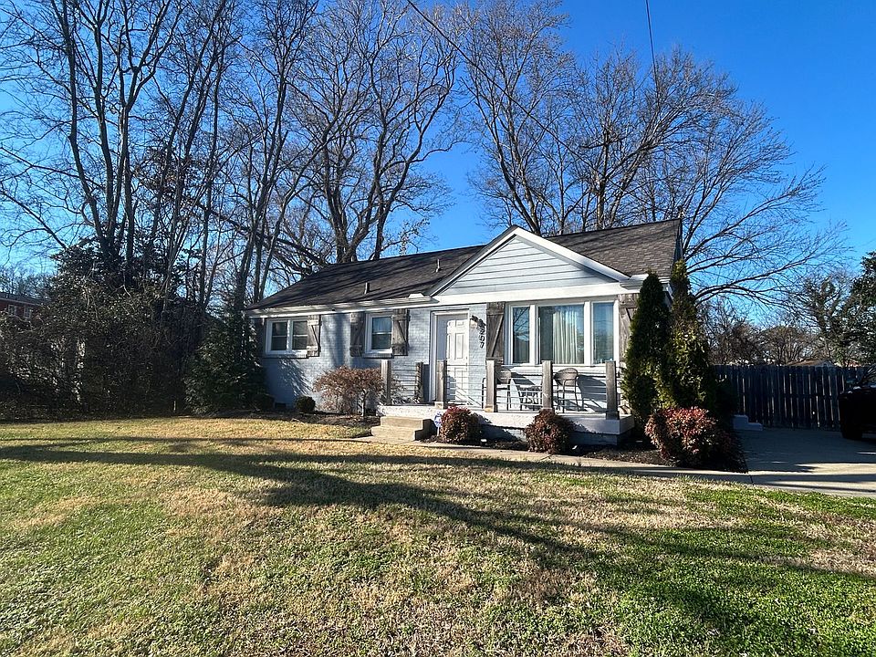1st image of 3207 Southlake Dr