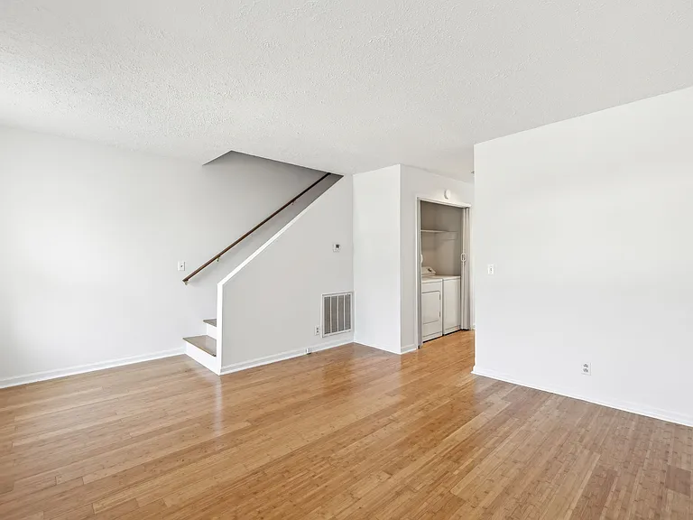 217 Walton Ferry Rd #108 — Photo 5