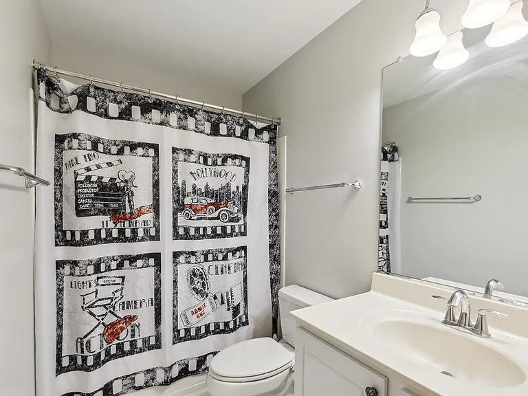 3526 Huntley Manor Ln — Photo 23