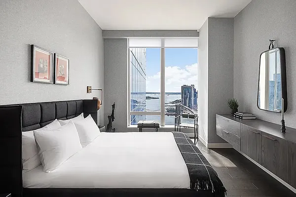 Bedroom, photo 1