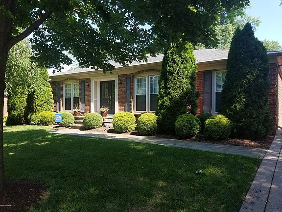 3rd image of 10805 Bell Rock Ct