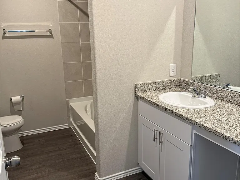 26115 Lanivet Creek Ln — Photo 8