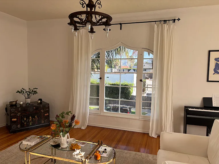464 N Stanley Ave #7 — Photo 17