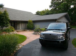 7340 Prestwick Ln, Portage, MI 49024