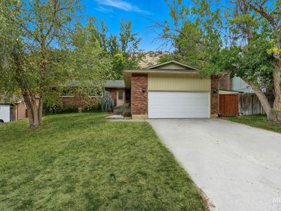 5927 N Collister Dr, Boise, ID, 83703