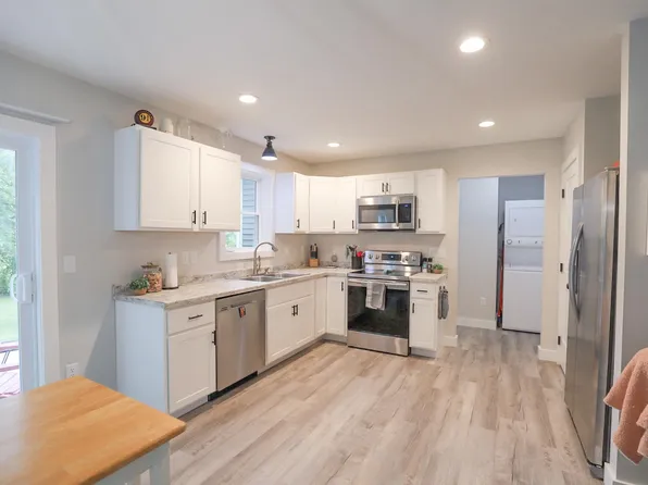 8 Linden Street, Jaffrey, NH 03452