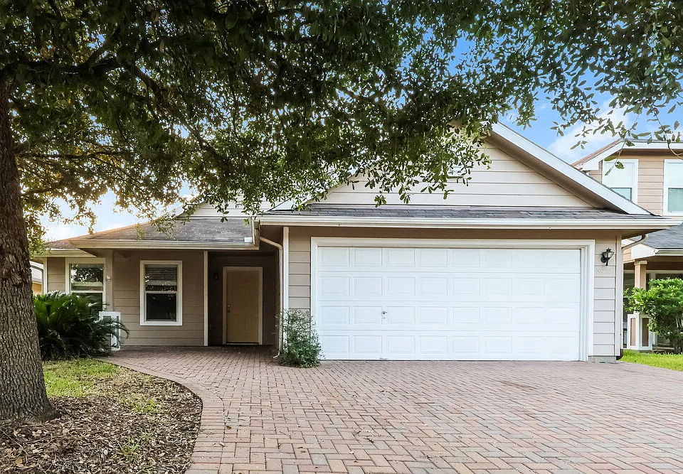 19722 Twin Rivers Dr