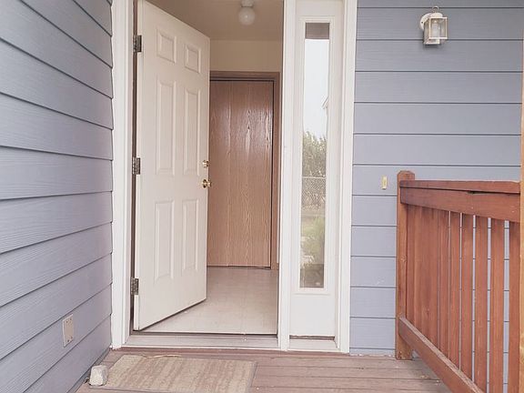 2nd image of 2402 Daws Dr APT C