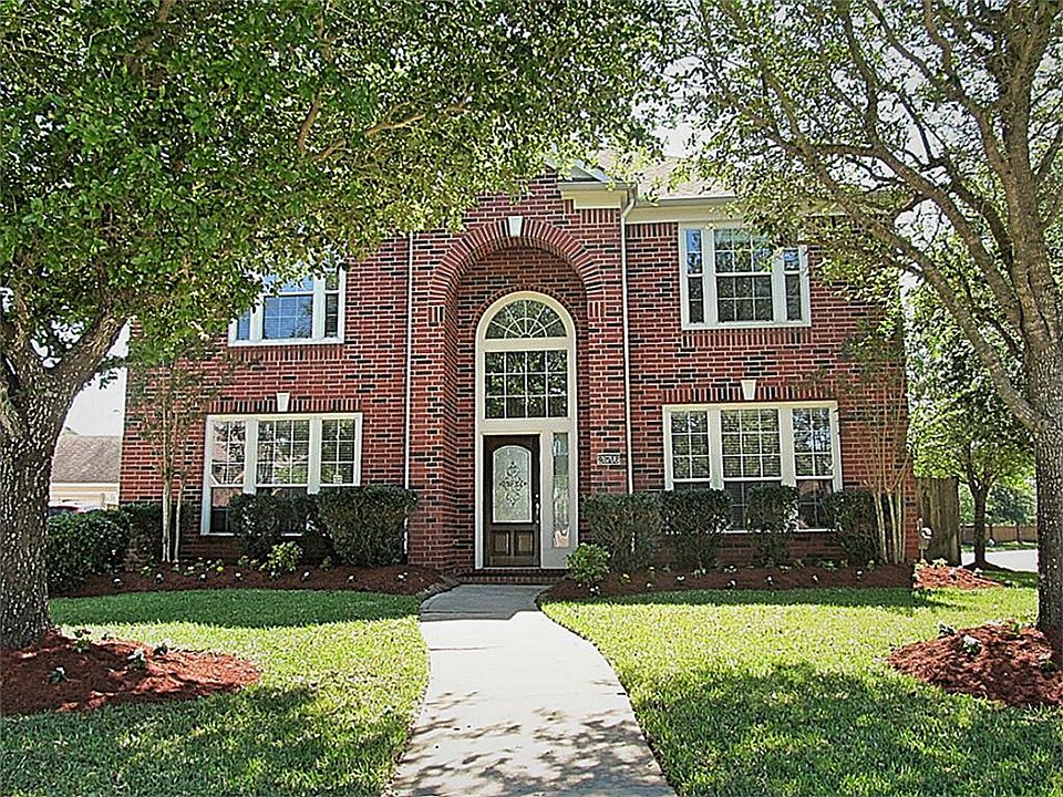 1st image of 26706 Abbey Springs Ln
