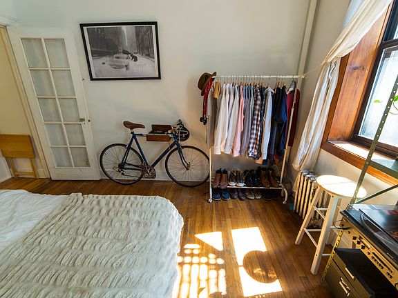 3rd image of 229 Sullivan St APT 2B