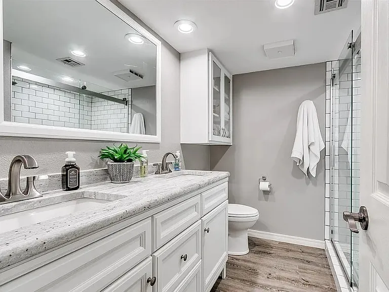 3003 River Oaks Dr #232 — Photo 6