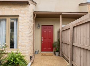 42 Park Crest Pl, Jackson, MS 39211