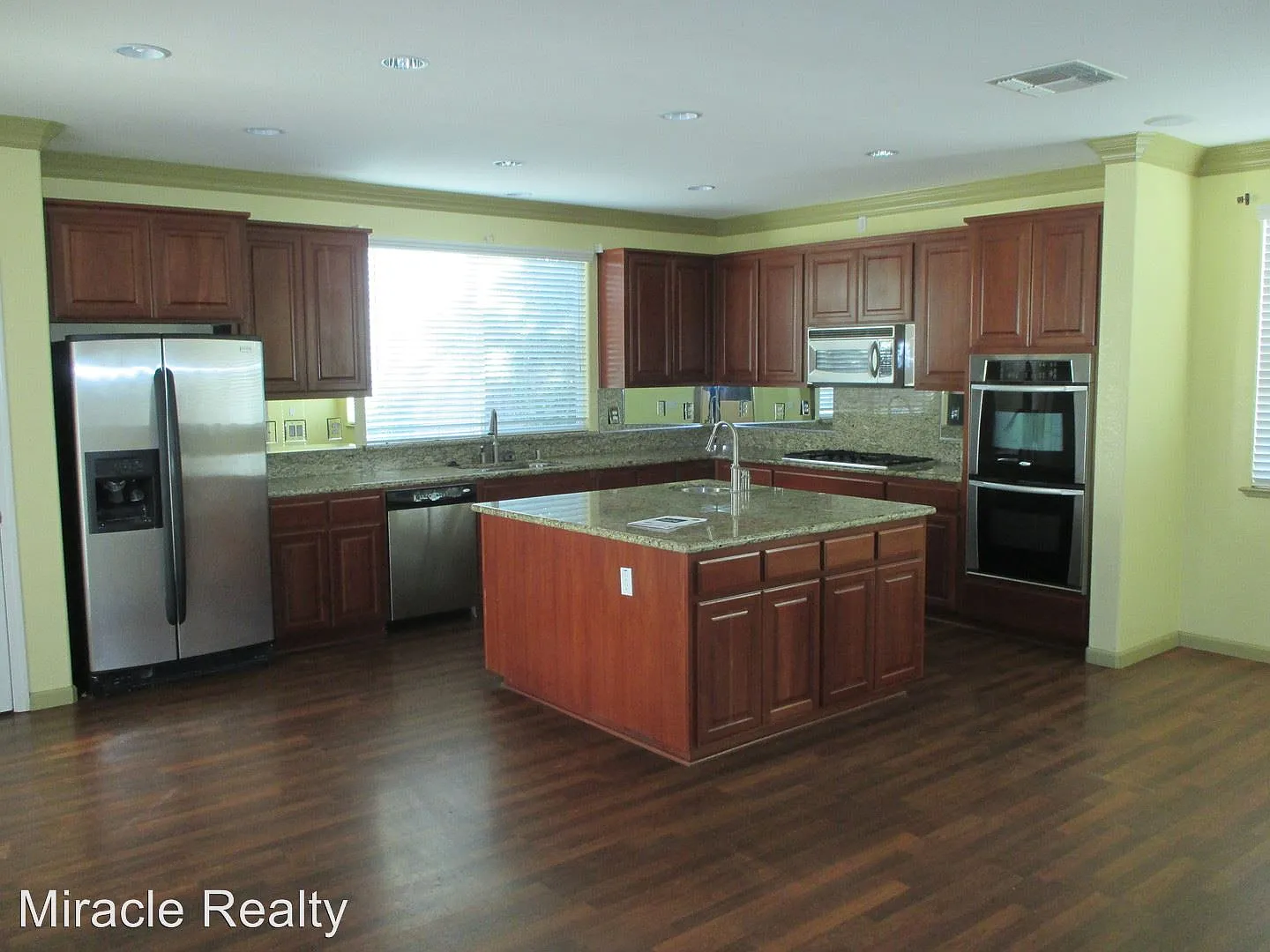 15035 Torrey Pines Cir photo 1