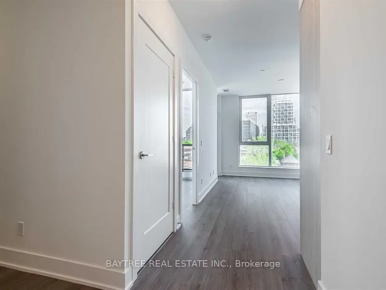 1 Belsize Dr #522 — Photo 5
