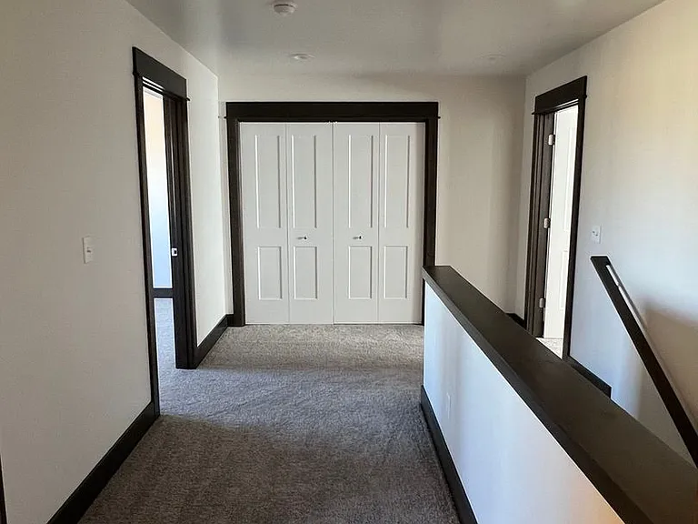 2021 Windjammer Way #B — Photo 3