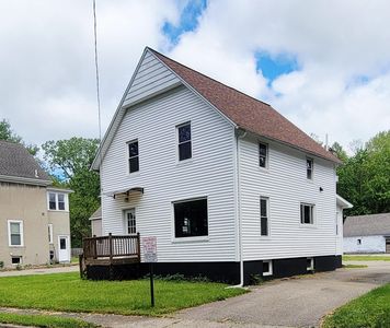 2109 Schippers Ln, Kalamazoo, MI, 49048