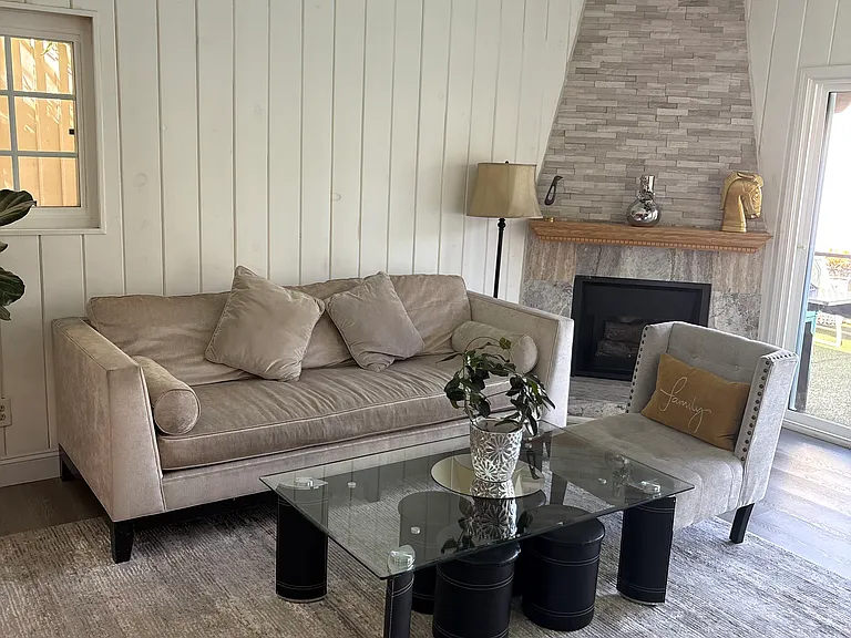 446 S Almont Dr — Photo 36