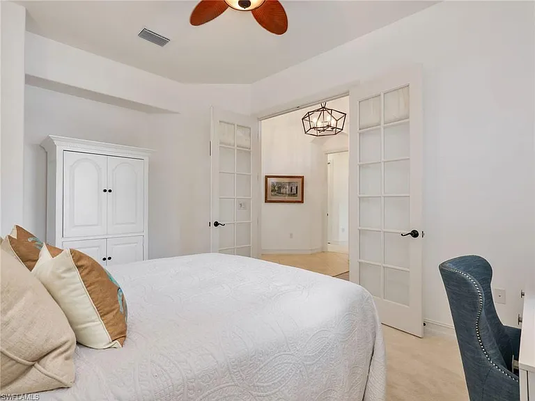 7660 Cottesmore Dr — Photo 34