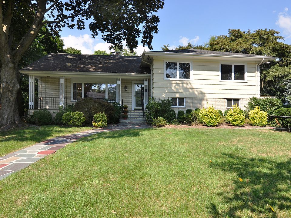 1st image of 437 Orienta Ave