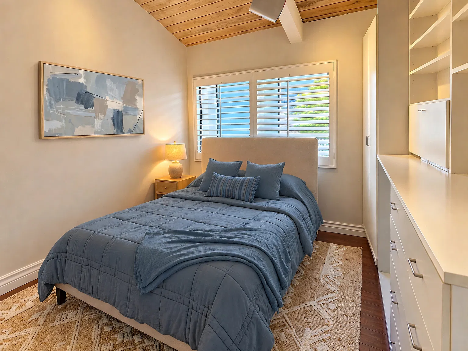 2 bed, 1679 sqft, $2,000 — Photo 4