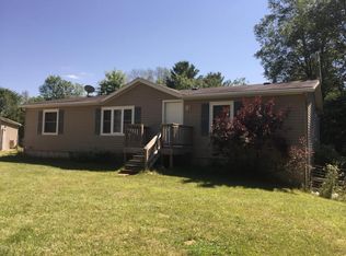 23635 Eight Mile Rd, Stanwood, MI 49346