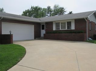 4708 Dadrian Dr, Godfrey, IL