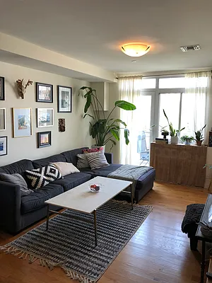 Rented by Target Realty Group | media 7