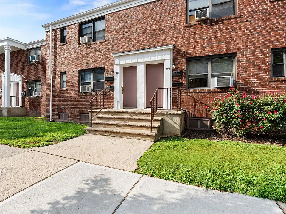 99 W 2nd St #103
