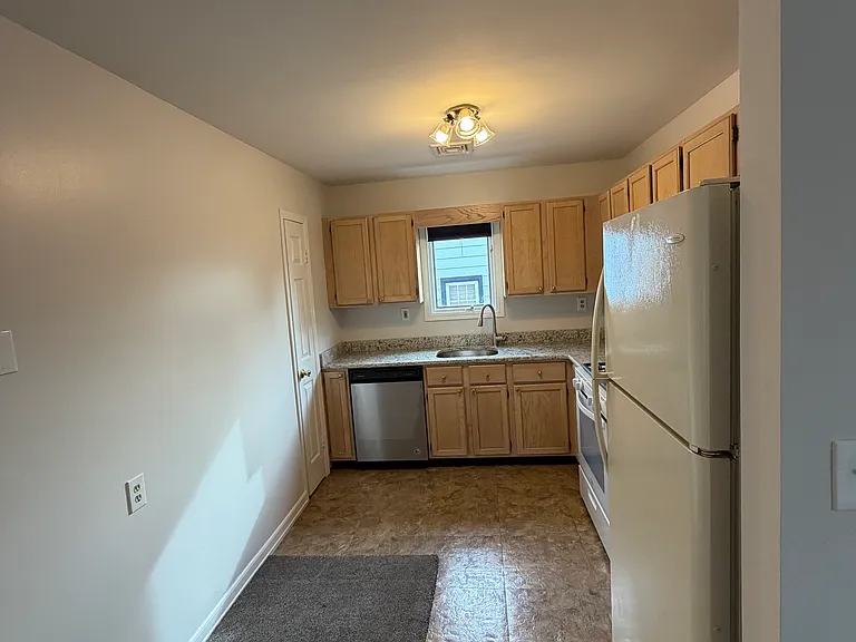 101 Liberty St #2 — Photo 5