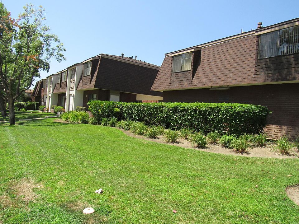 1st image of 621 Colby Cir
