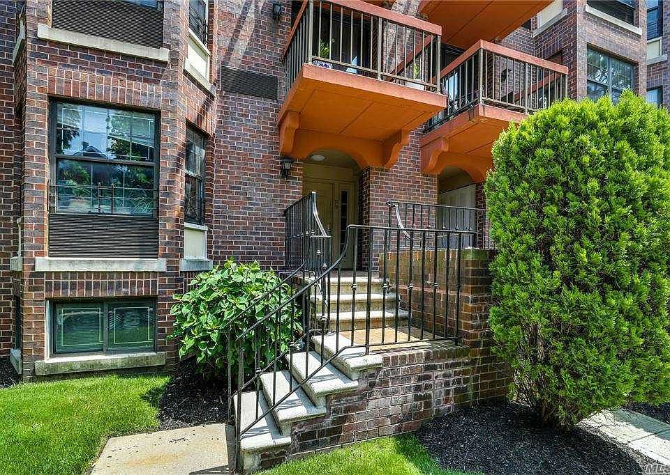 1st image of 71-19 163rd St #3