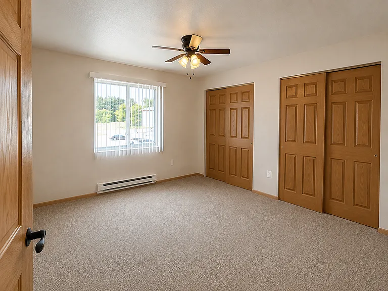 Berry Pointe Luxury Apartments — Photo 19