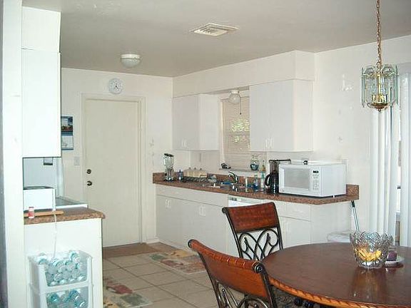 4th image of 947 Hearty St