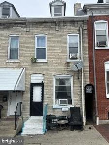 1111 Green St, Reading, PA, 19604